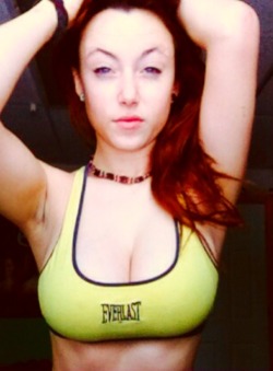 dogsdayswagger:  This Topless Tuesday belongs to www.iambettymay.tumblr.com  One of my favorite gingers