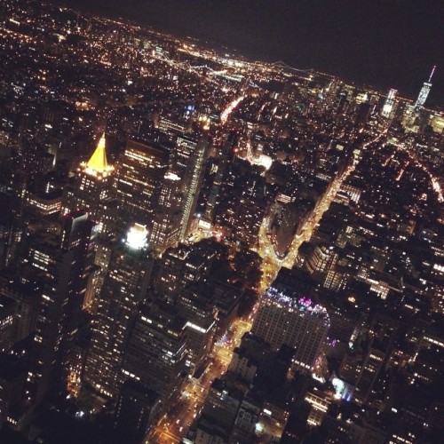 Hope the elevator is working ;) #nyc #empirestatebuilding (at Empire State Building)