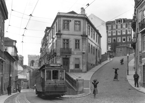 Narrow streets and streetcar in Lisbon, Portugal. Tips on mastering composition in your photographs.