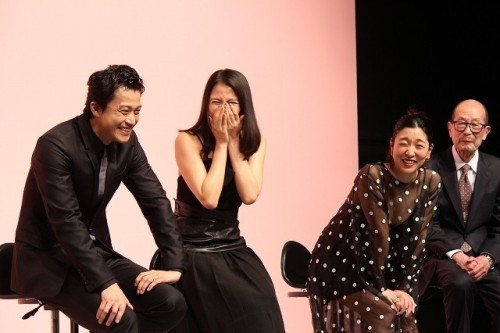 cris01-ogr:Tsuioku preview was held in Tokyo today with Oguri Shun and the all cast and staff.