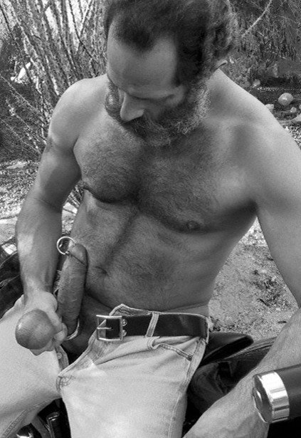 manly-brutes:  manly-brutes.tumblr.com