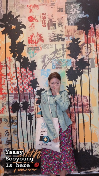 myoungstagram: tiffanyyoungofficial: Yaaay Sooyoung  Is here 💋   https://instagram.com/p/BinmU6gABBi/ https://scontent-ort2-1.cdninstagram.com/vp/7130d97fd3b0476e3372608c9b4e1f7e/5AF70903/t51.12442-15/e35/31449097_229083654310299_8130270029292765184_n.jpg