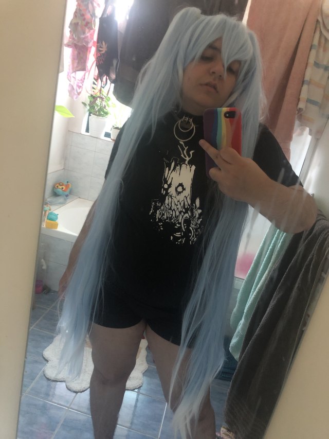 this christmas, my wish was to be able to make progress on my hagane miku cosplay. it came true 🤘