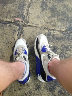 b0ngl0rd-brutuzz:  My new shoes are my favourite.   Hot 90&rsquo;s