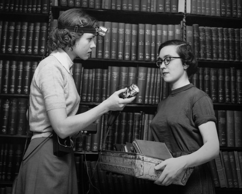  Stack maintenance at the New York Public Library, 1948