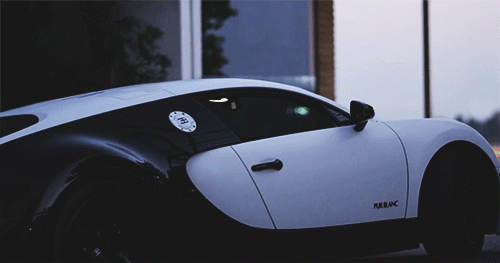 luxurymoney: luxurymoney |Source | More  cargifs:  Bugatti Veyron Pur Blanc