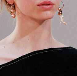 pletinia:   driflloon:   celine fw15        