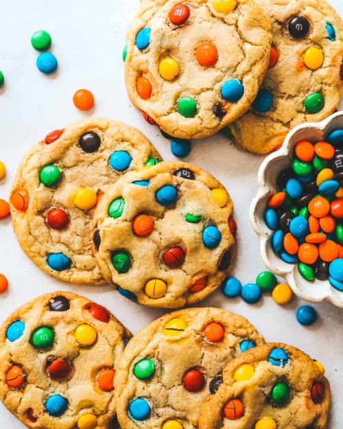 sweetoothgirl:  Chewy M&M Cookies