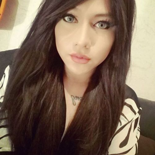 sharontranny:  omgbobby46:  funkyhippiefreak:  zodiacfive:  popsiclegirls:  Kimberly Polizzi aka Kim