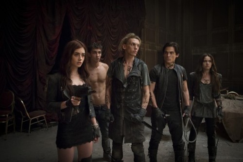 The Mortal Instruments: City of Bones new stills. Getting more and more excited to see this film! Ou