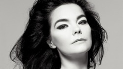 Riggu:  The Singer Björk Has Stated That She Is Inspired By Portuguese Fadista Amália