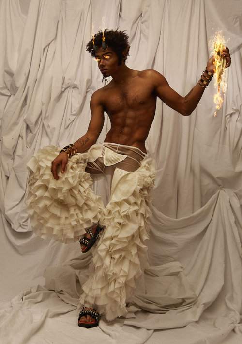 augustdementhe:menofcolorinfantasyart:From OlympusPhoto: Ana Martinez Styling and Creative Direction