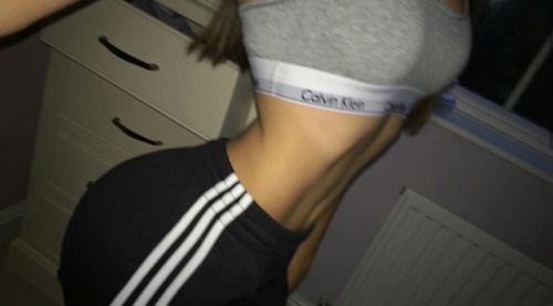 XXX teenage-slags:  Love this chav Charlotte photo