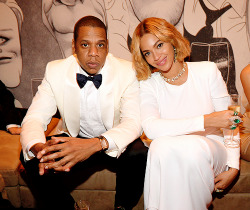robertdeniro:  JAy-Z and Beyonce at the 2015 Vanity Fair Oscar Party in Beverly Hills, California February 22, 2015.