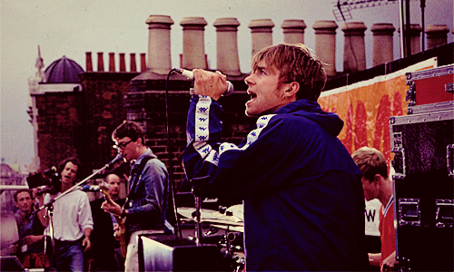  blur rooftop performance at hmv london (1995)     