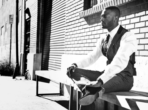 dontbearuiner:I don’t know where all these wonderful shots of Aldis Hodge in suits/waistcoats is com
