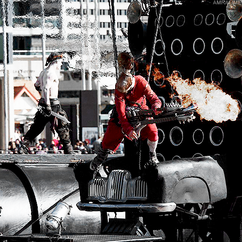 amralime:    THE MAD MAX FURY ROAD WAR BOYS VISIT THE OPERA  