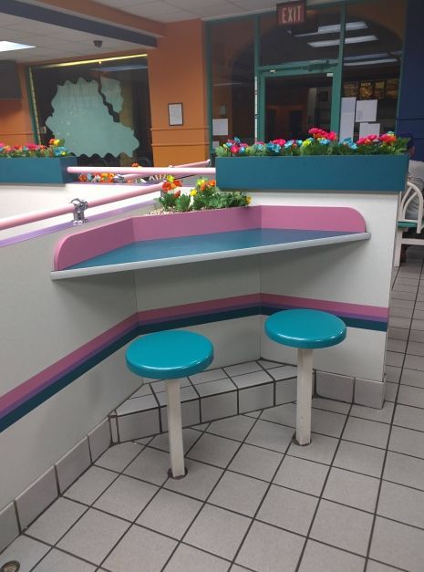 nehirose:  nordacious: 90s taco bell was more a e s t h e t i c than ur shitty tumblr will ever be g