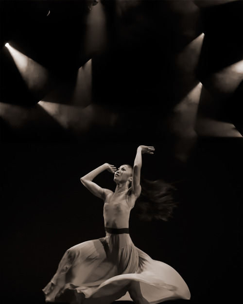 PeiJui Chien-Pott from the Martha Graham Dance Company.  Performing “Echo” by Andonis Fo