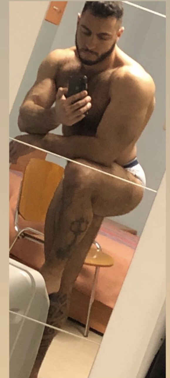 macho-xavier-xxx: