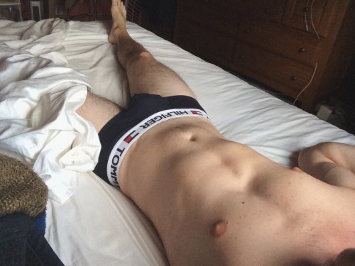 gwensdeafani: Impossible to get up this morning