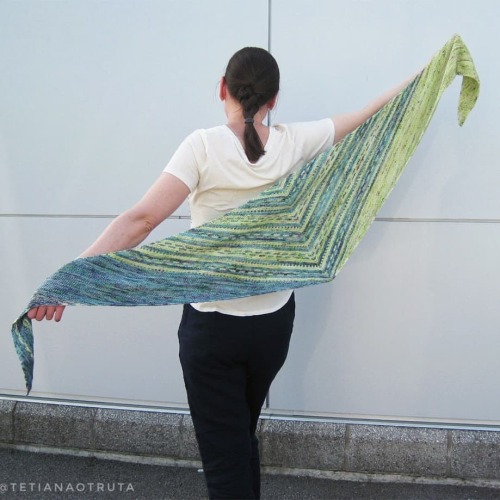 . Interflow Shawl is live on @hi.ravelry today! Happy to work with @missbabsyarns again ☺ The shawl 