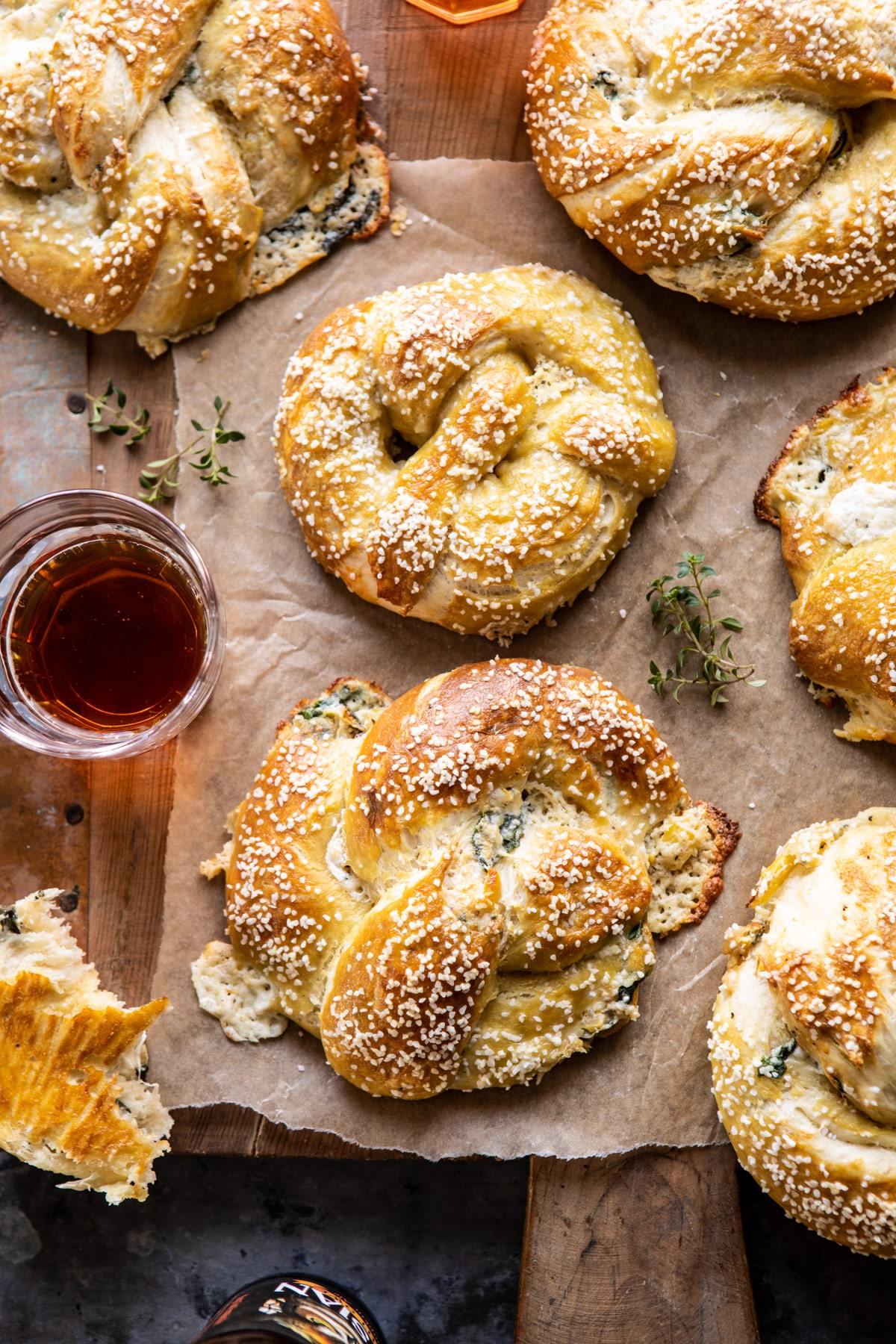 savorytoothgirl:   spinach and artichoke stuffed soft pretzels