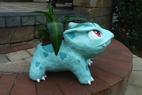 saracastically:  a wild ivysaur appeared!my ivysaur planter is finally finished. he’s a little lumpy and doesn’t photograph well but i’m happy with how he turned out c: 