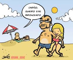 ortigaygatet:  El mejor bronceado. Dani Gove.