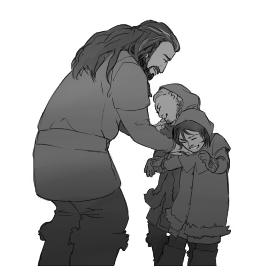 kaciart:kaciart:“Uncle Thorin! Uncle Thorin! Will you take us sledding today?”“Where are your gloves