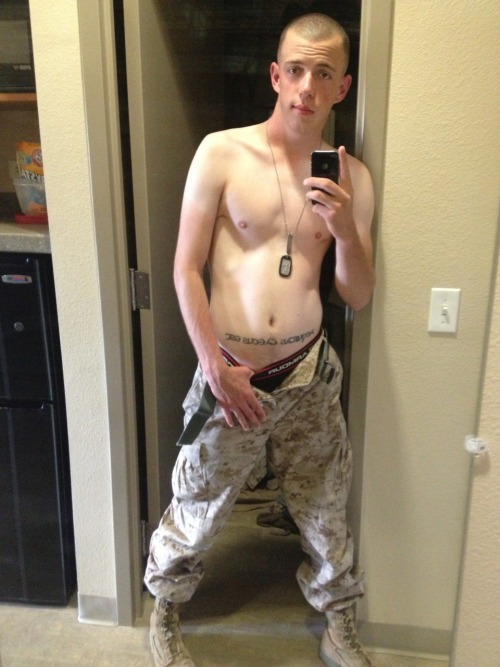 militarymencollection:  Military Men  Sir yes sir! I’ll lick it up! Real good.