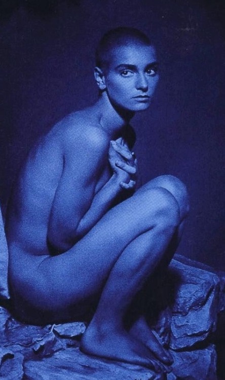 Porn ditirolez:  Sinéad O'Connor  photos