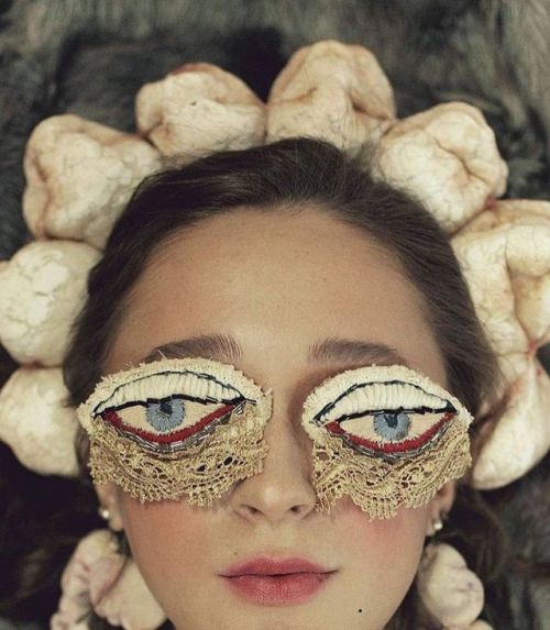 lamignonette:  Alice Hualice