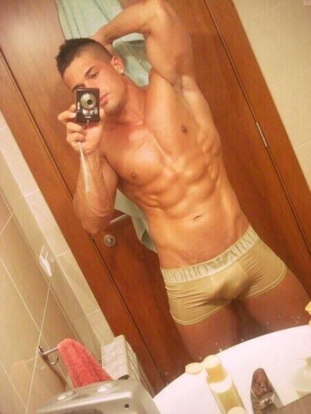 alanpalmsprings:  If you like what you see,  Please  follow me : alanpalmsprings.tumblr.com 