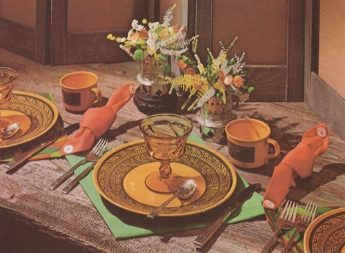 vintageimagecollection: The button-diamond-shaped place mats are made of coordinated fabrics. They m