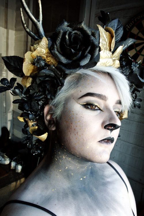 uponthemoorsx:  My very first makeup look of the new year! Inspired by Pitch Black from ROTG, since I’ve done my Fawn Jack numerous times and the stupid villain asshole needed some attention, too.All in all, 2015 was an incredible year for me as a makeup