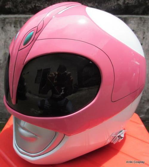 karatebugmen:  Aniki Cosplay’s Zyuranger/MMPR Helmets 