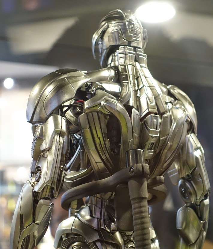 toysandstuff:  Close up detailed shots of the Hot Toys Ultron Prime