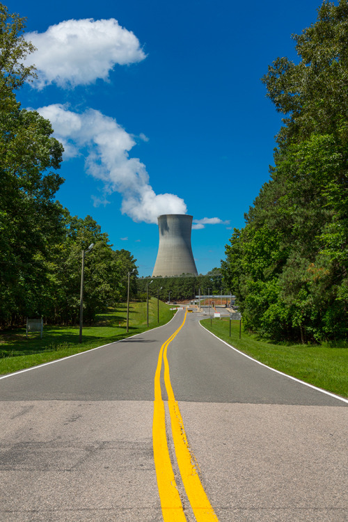 ianference:  It’s a beautiful day in America.  The sun is shining, the birds are singing, the trees are green and lush, and the road is open wide ahead of you.  No worries.  No cares.  Don’t even pay attention to that thing on the horizon that’s