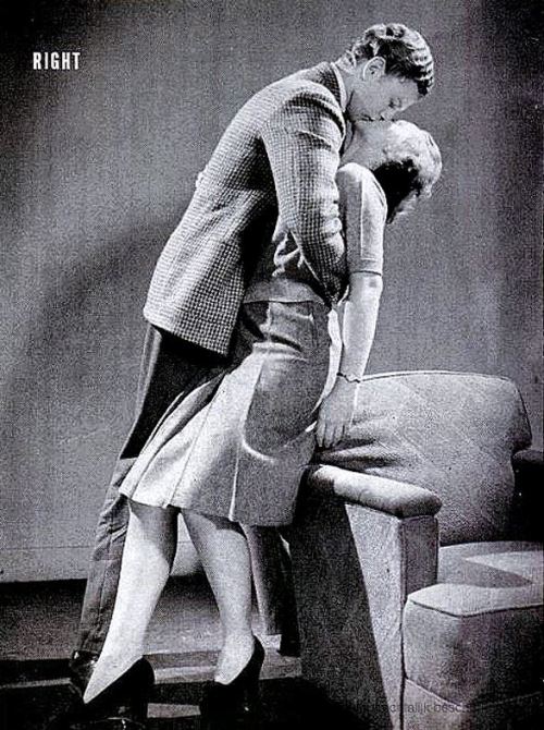 danismm:“The right kiss”, 1942 adult photos