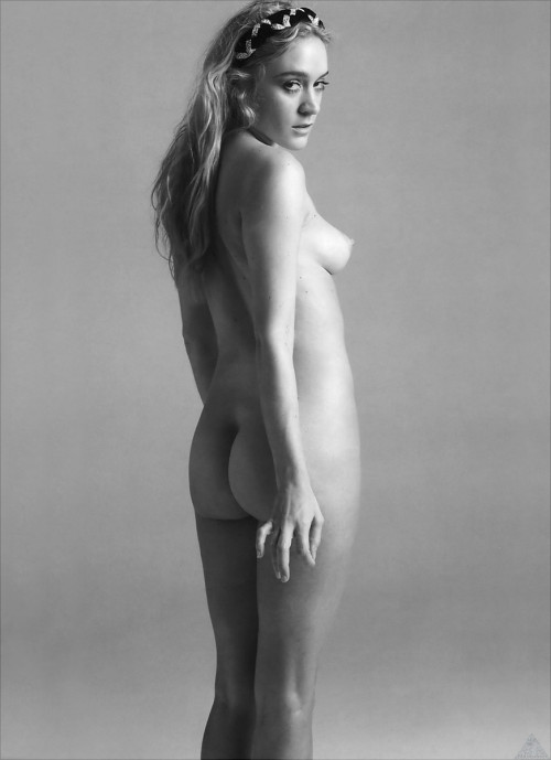 mrandmrseventwofive:   Chloë Sevigny, photographed by Inez Van Lamweerde & Vinoodh Matadin  -From Mr. 