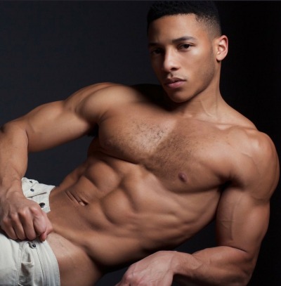 zensasian:Damn sexy 😍😍😍😍