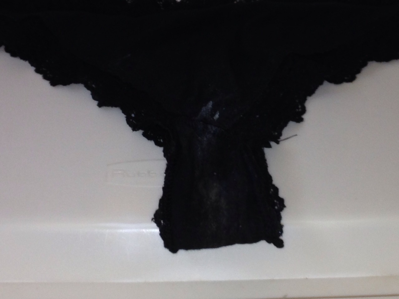 fletchbeast1 submitted: The wife loves her black panties the aroma was so strong!!