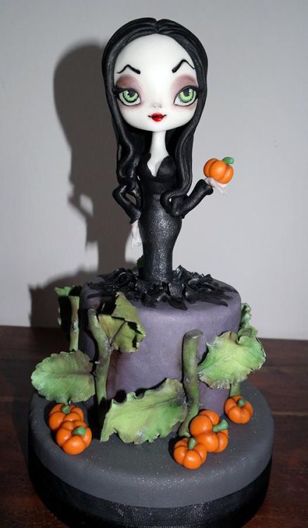 Porn photo theaddamsfamilymotto:  Addams Cake