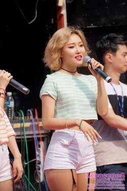 Hungtan:    150614 Mamamoo Guerilla Concert In Hongdae ©     