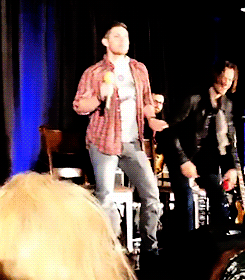 justjensenanddean:  Stripper!Jensen at SFCon 2015 [x] 