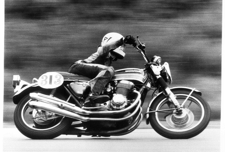 Women Who Ride - Carter Alsop, 1977 - Racing in Open Superbike on...