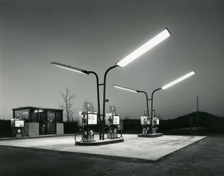 JoeInCT • Arco Station, Photo by Baldwin Lee, 1975