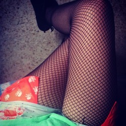 mani023fav:  #me #legs #shorts #fashion #cool