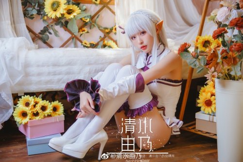 sexywaifucosplay: weibo.com/u/5832199024?refer_flag=1005055013_